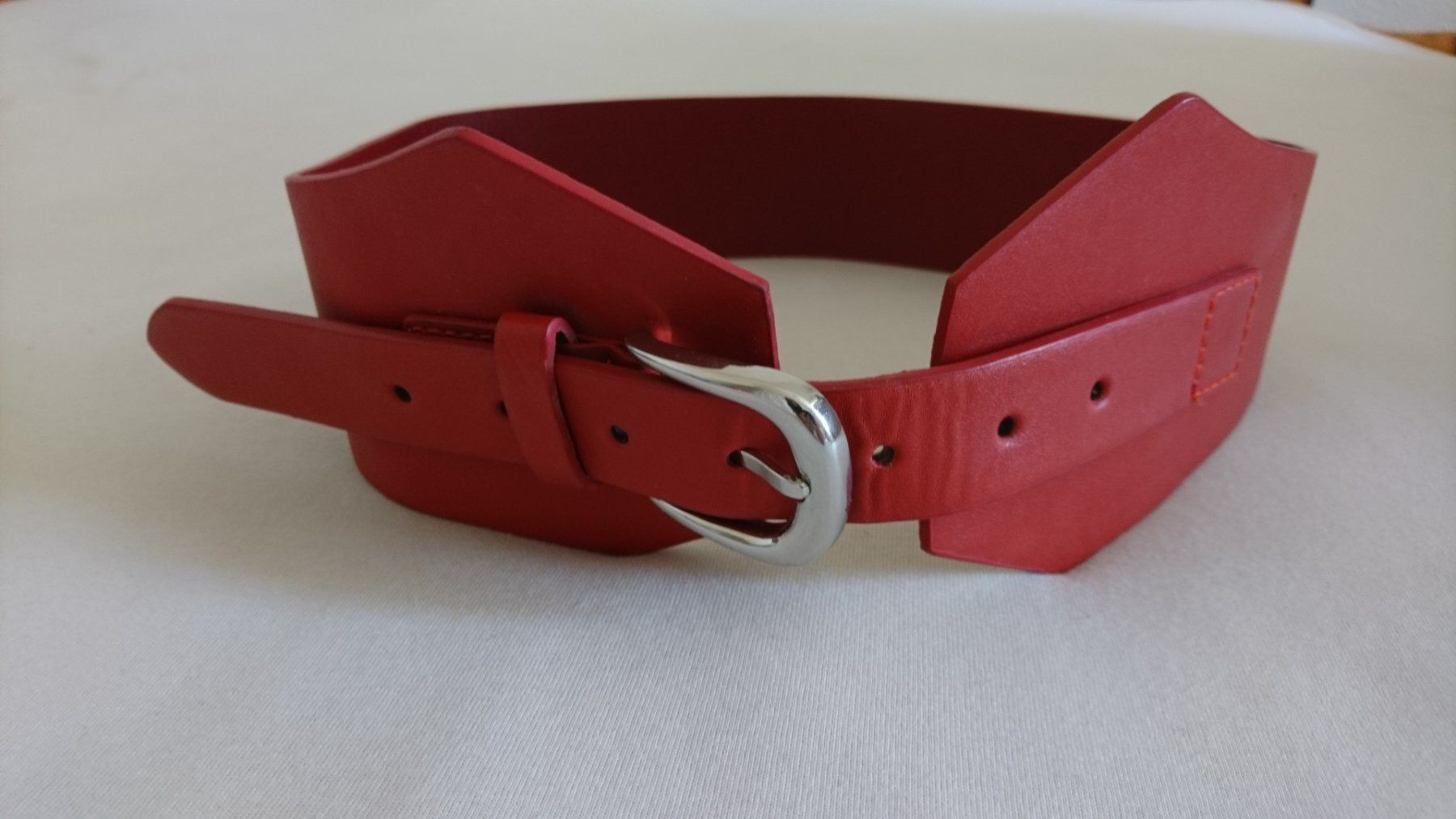 Cinture: Ceinture rouge – Usato da Châtelaine venduto da Gio54321 1