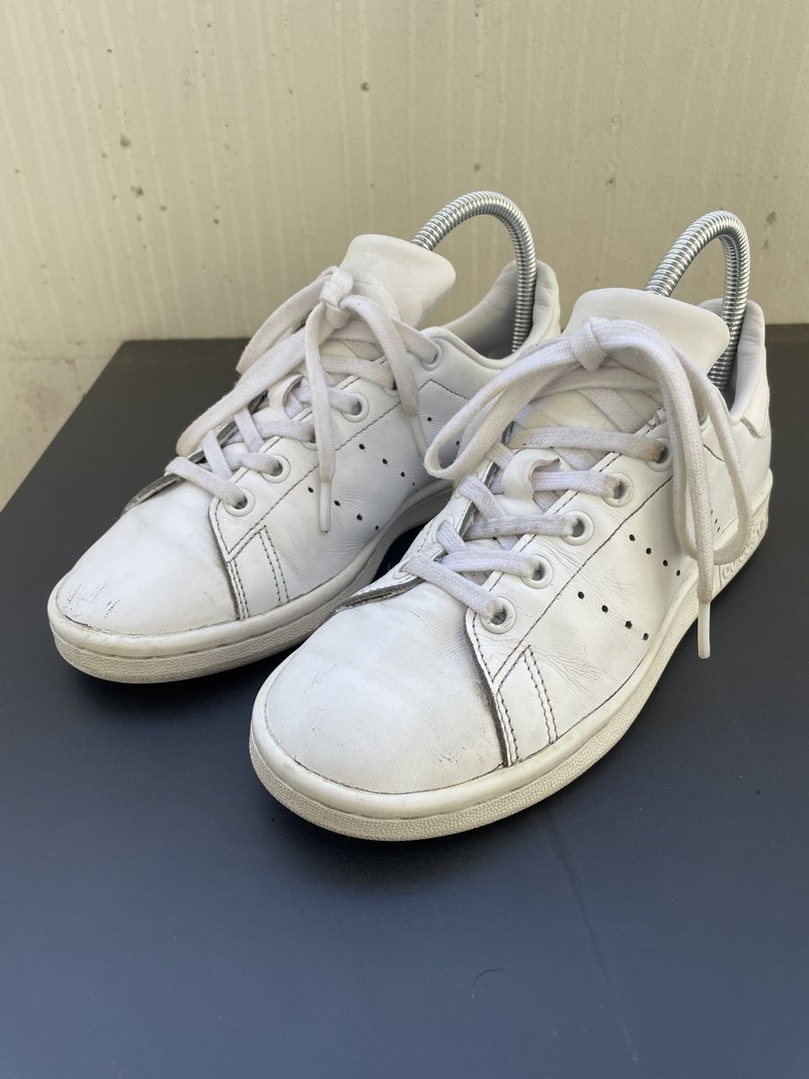 Adidas Scarpe da donna: Baskets Adidas Stan Smith blanches, pointure 37 1/3 – Usato da Sion venduto da lbo_jpy8 2