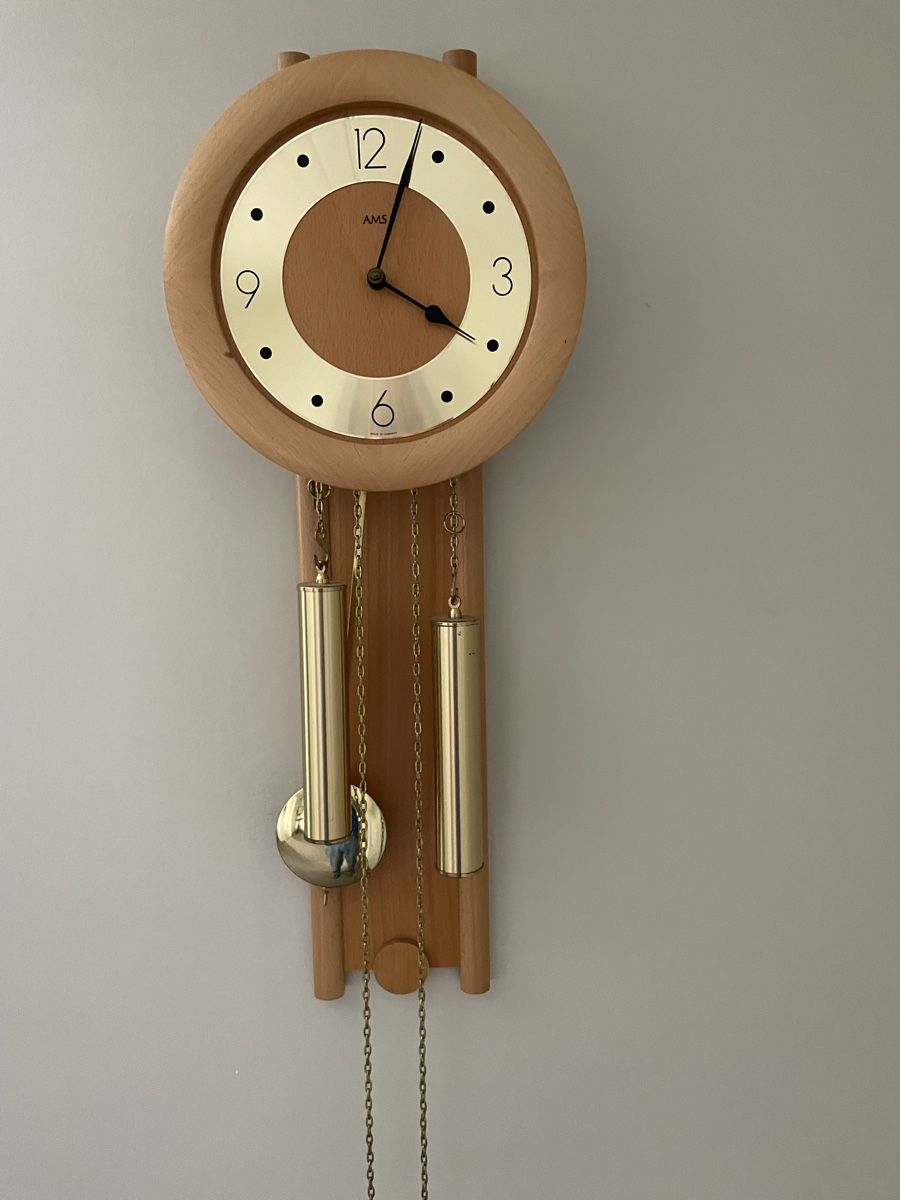 Articoli in legno: Wohnzimmer-Wanduhr – Usato da Huttwil venduto da boumi06