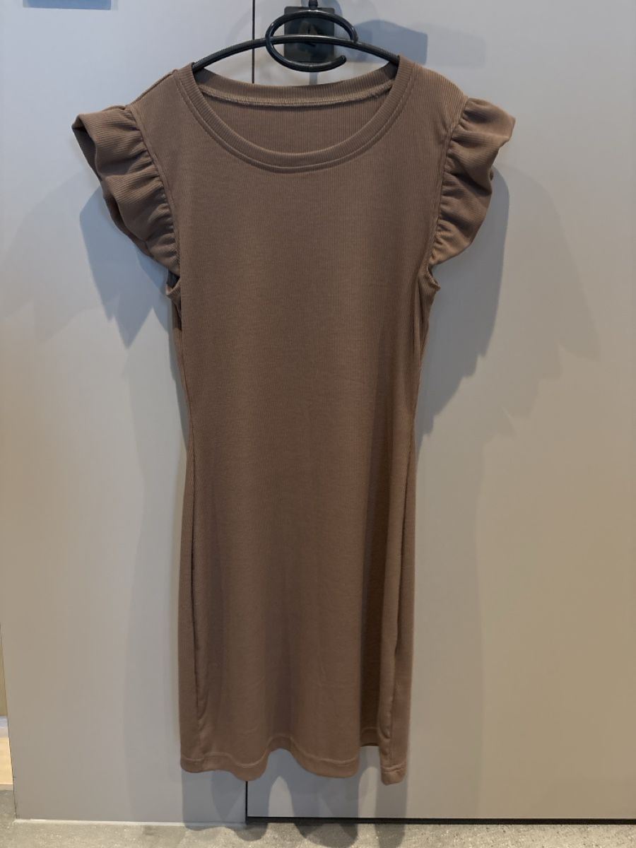 Vestiti: Sommerkleid Braunes Rippstrickkleid Grösse – Usato da Rorschacherberg venduto da Kpas