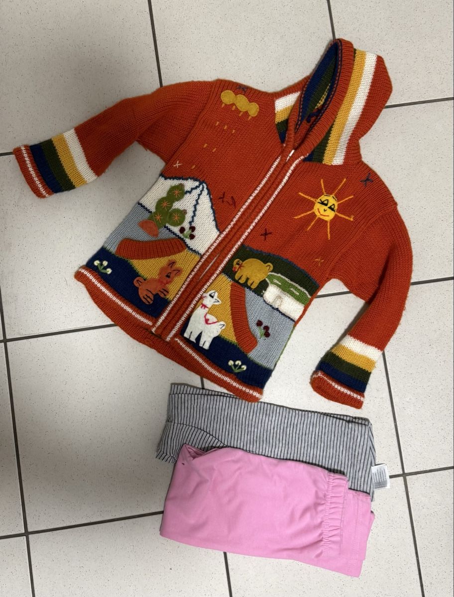 Lotti & Set di vestiti: Riesiges Kleiderpaket Gr 122 – Usato da Seltisberg venduto da Oreganon 5