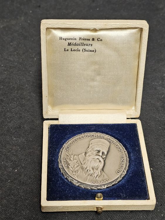 Médaille Suisse Huguenin Le Locle - Zurich Marche Du Mont Tendre 1977