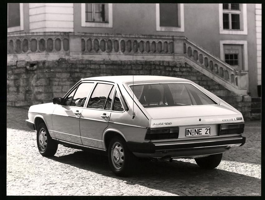 Fotografie &  Plakate: Fotografie Auto Audi 100 Avant L 5E, Lim – Gebraucht aus Berlin von bartko-reher