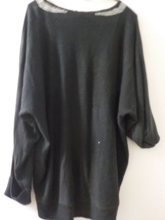 Schwarzer Damenpullover mit Pailletten XL (51