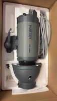 Walimex pro VC-300 Blitz ok Geh. „Klebrig“ Lampe fehlt.