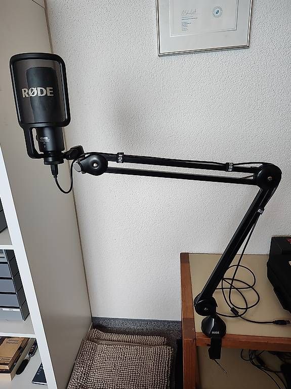 Microfoni: Rode NT USB + Rode PSA 1 – Usato da Altstätten SG venduto da RK93