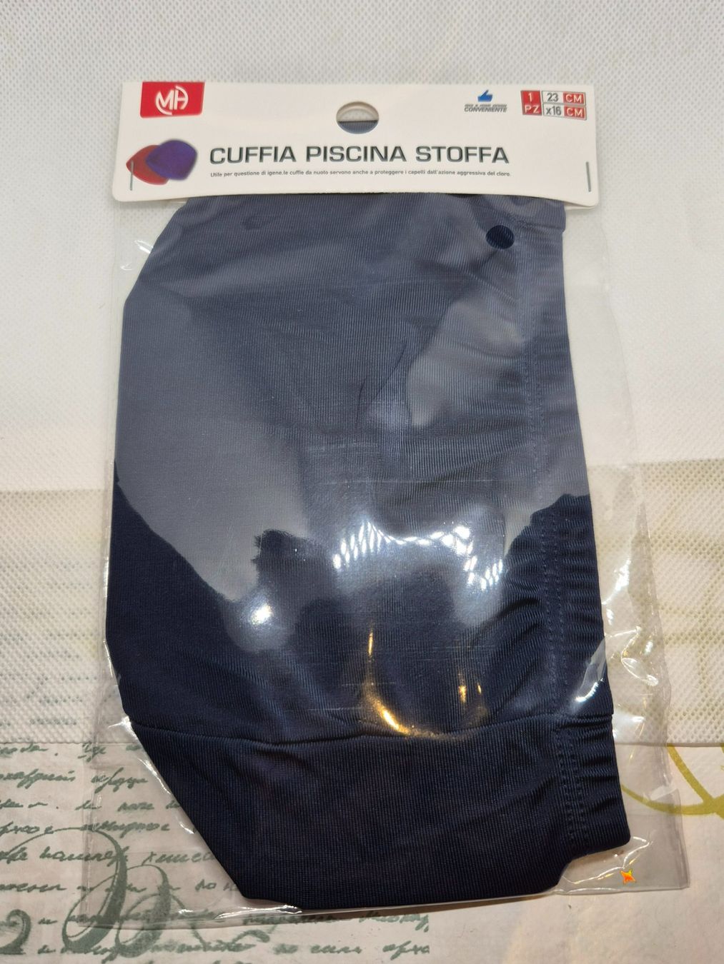 Chapeaux, bonnets & casquettes: Neue blaue Unisex-Badekappe – Neuf avec emballage d'origine à Losone par bal_gfp6 1