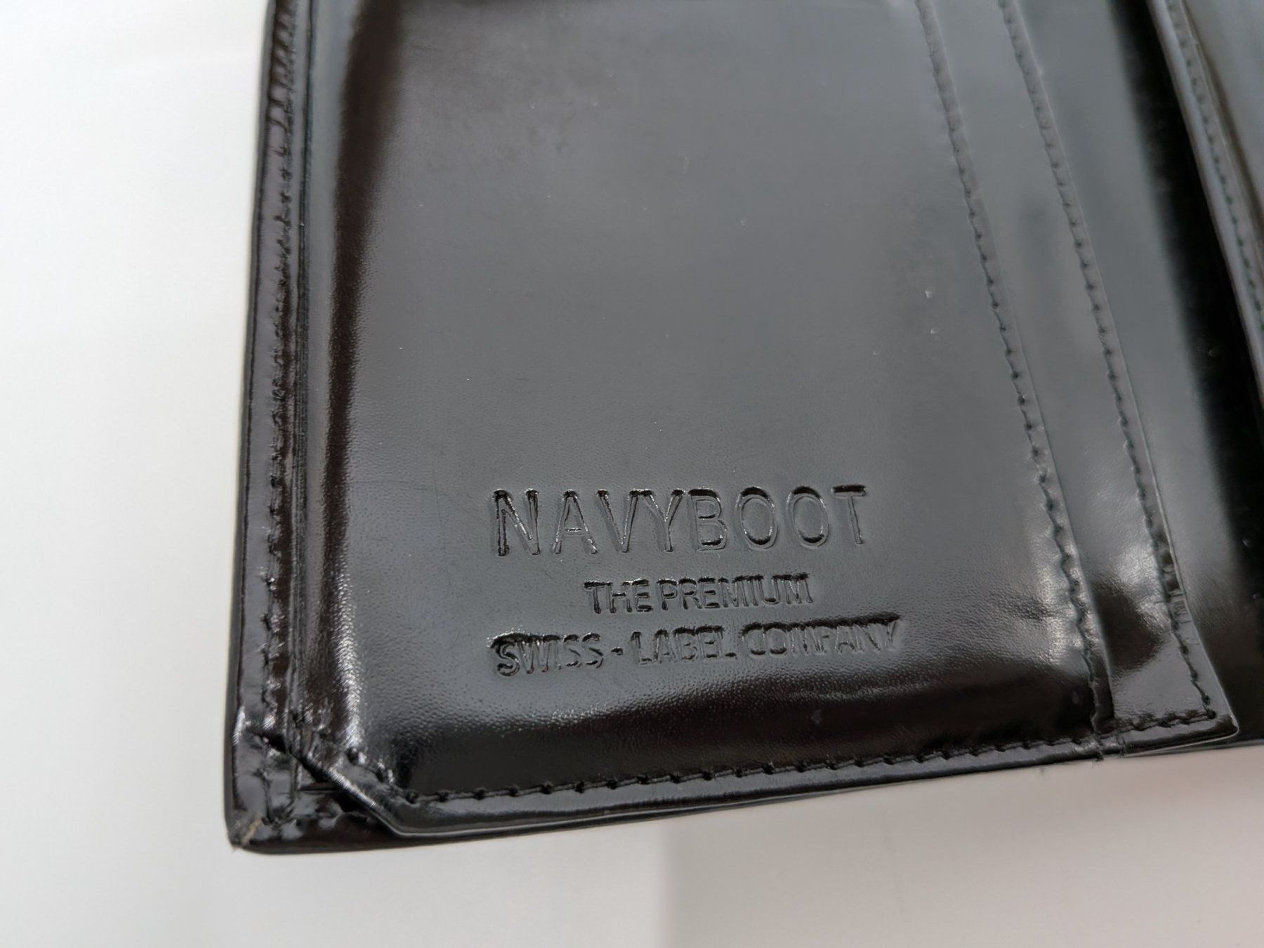 Navyboot Portamonete: Navyboot Portemonnaie Leder schwarz – Usato da Emmen venduto da magelan 2