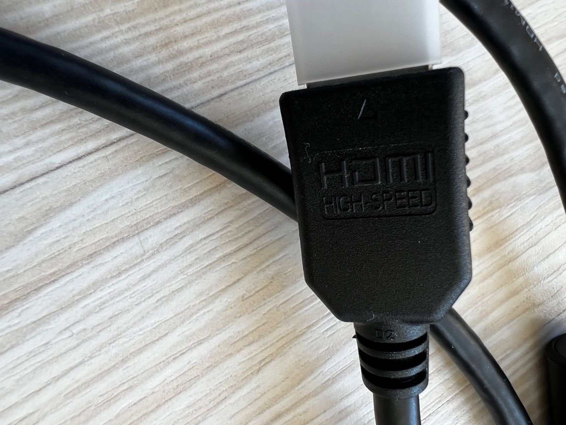 Cavi: HDMI kabel HDMI Kabelset – Usato da St. gallen venduto da Weltaristokrat 1