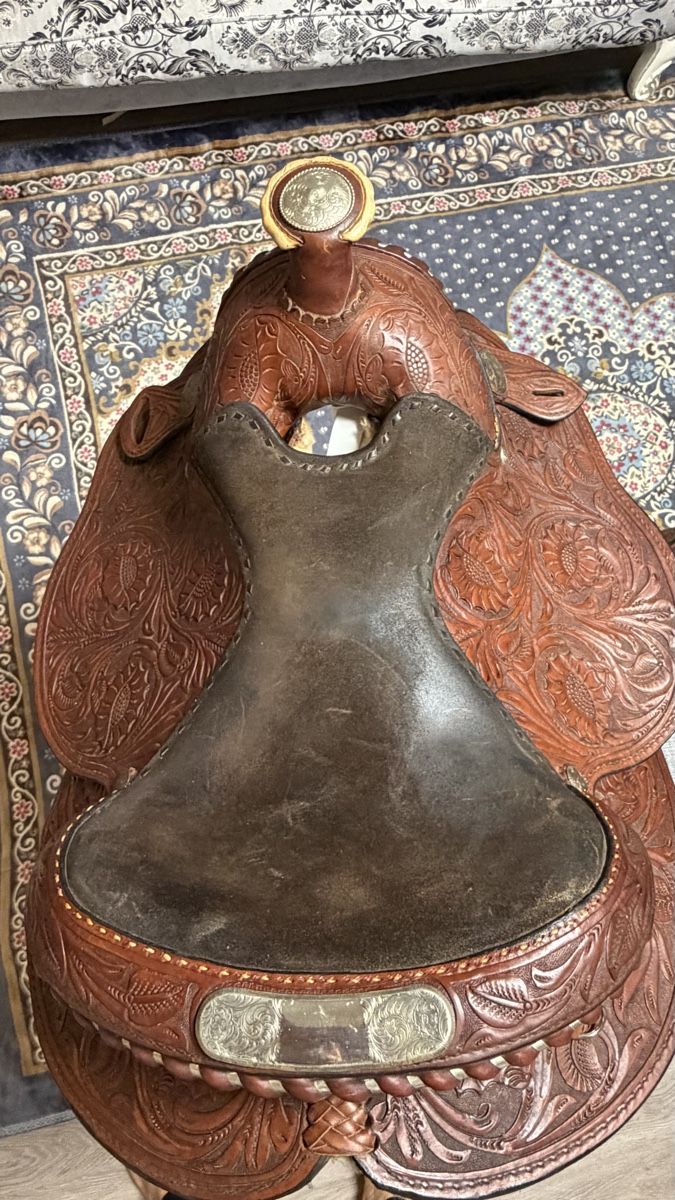 Pièces détachées: Der Sattel – D'occasion à Moosseedorf par mah_q5yx 4