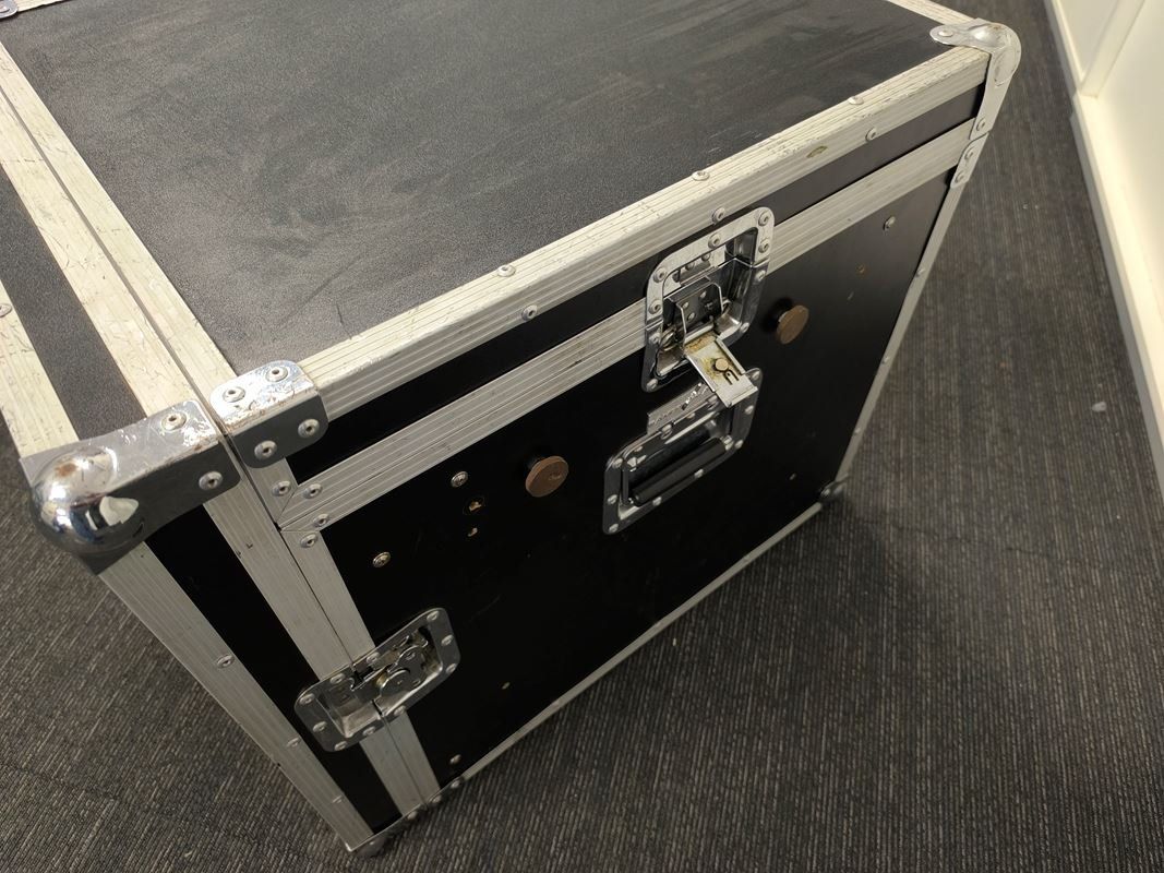Autres décorations & accessoires: SHURE - Flightcase 53 x 56 x 66 cm – D'occasion à Rüti ZH par Restwert_Rueti_ZH 3