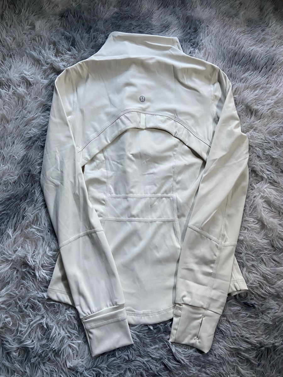 Lululemon Kleiderpakete: Lululemon Gym Set – Neu (gemäss Beschreibung) aus Embrach von NovasOutlet 3