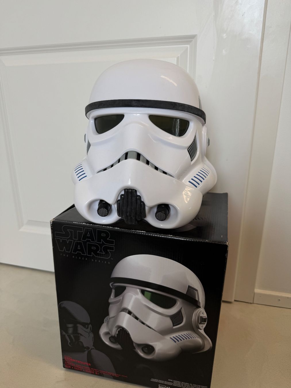 Hasbro Giocattoli: Casque électronique Stormtrooper Hasbro – Usato da giffers venduto da sev_c9x9