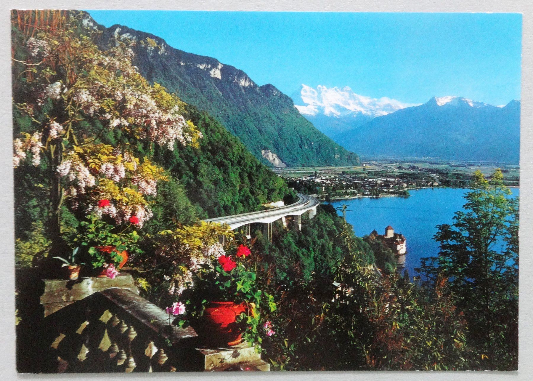 Cartes postales: Montreux, autoroute du Léman – D'occasion à Fétigny par Billy2miny