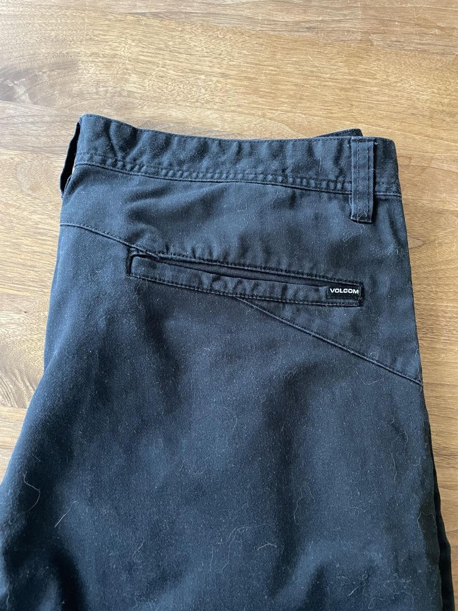 Volcom Hosen: Volcom Shorts – Gebraucht aus Winterthur von Ala_Minor 2