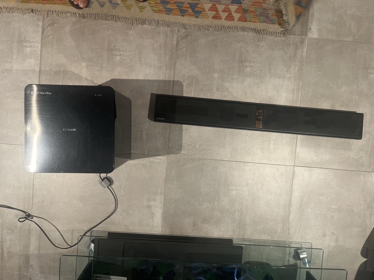 Samsung Casse acustiche: Barre son Samsung HW-F750 – Usato da Pully venduto da Guylene_11