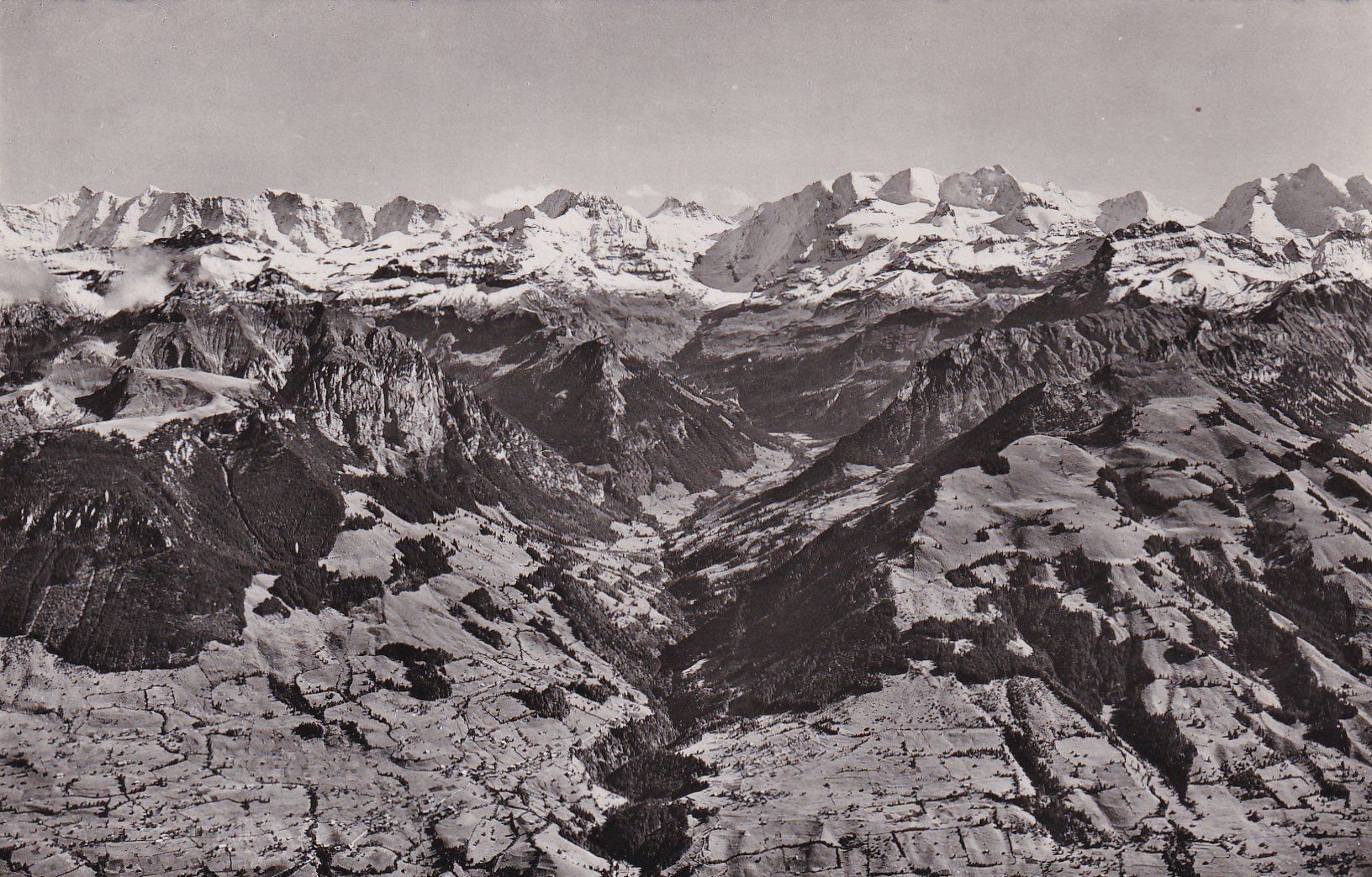 Cartoline postali: Niesen Kulm Kiental und Blümlisalp – Usato da Cormoret venduto da Pascalll2001
