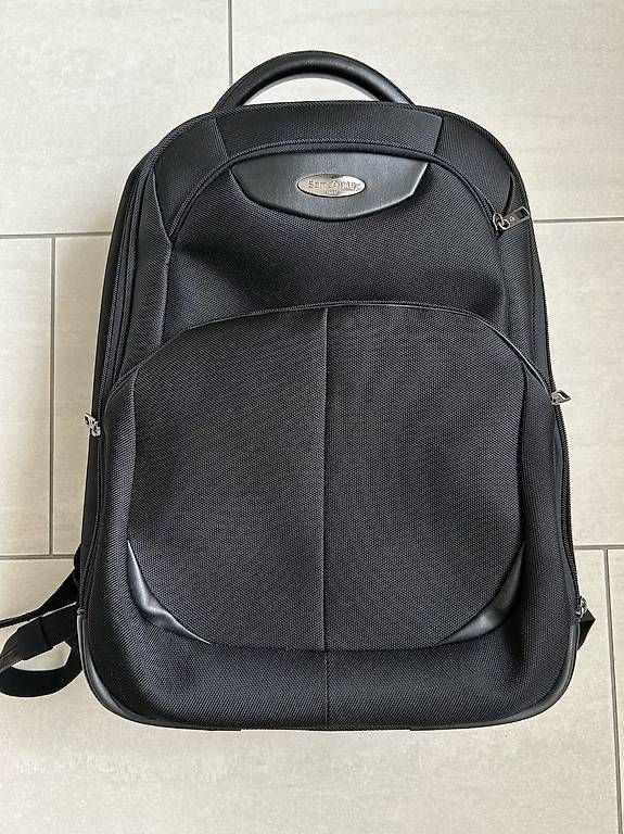 Sacs à dos: Laptop Rucksack SAMSONITE – D'occasion à Villnachern par mooher
