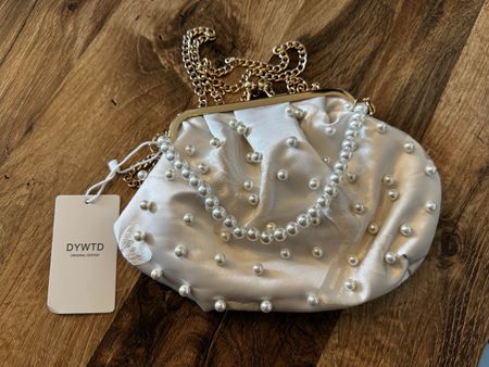 Perlen-Handtasche weiss