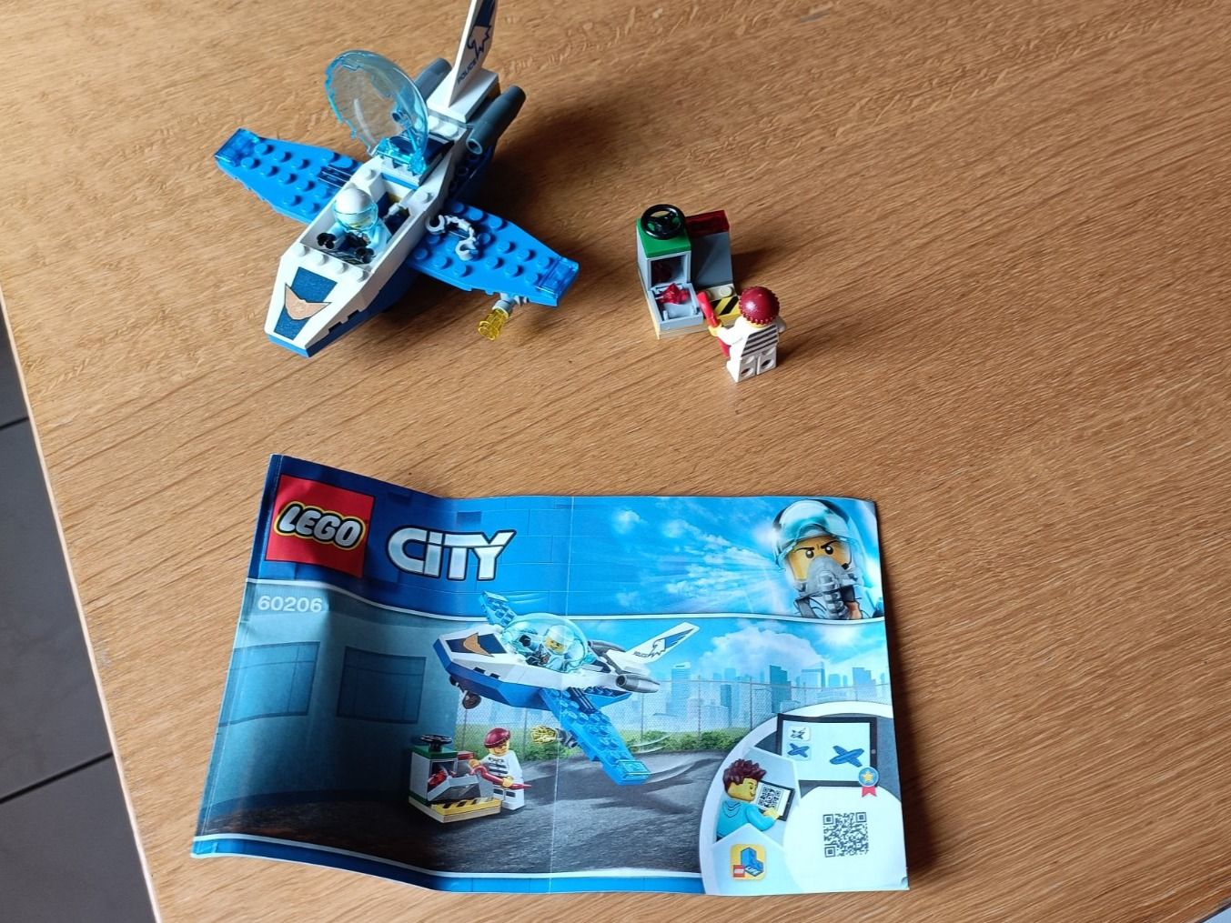Lego Spielzeuge: Lego City Polizei Flugzeugpatrouille – Gebraucht aus Hinwil von Anlija