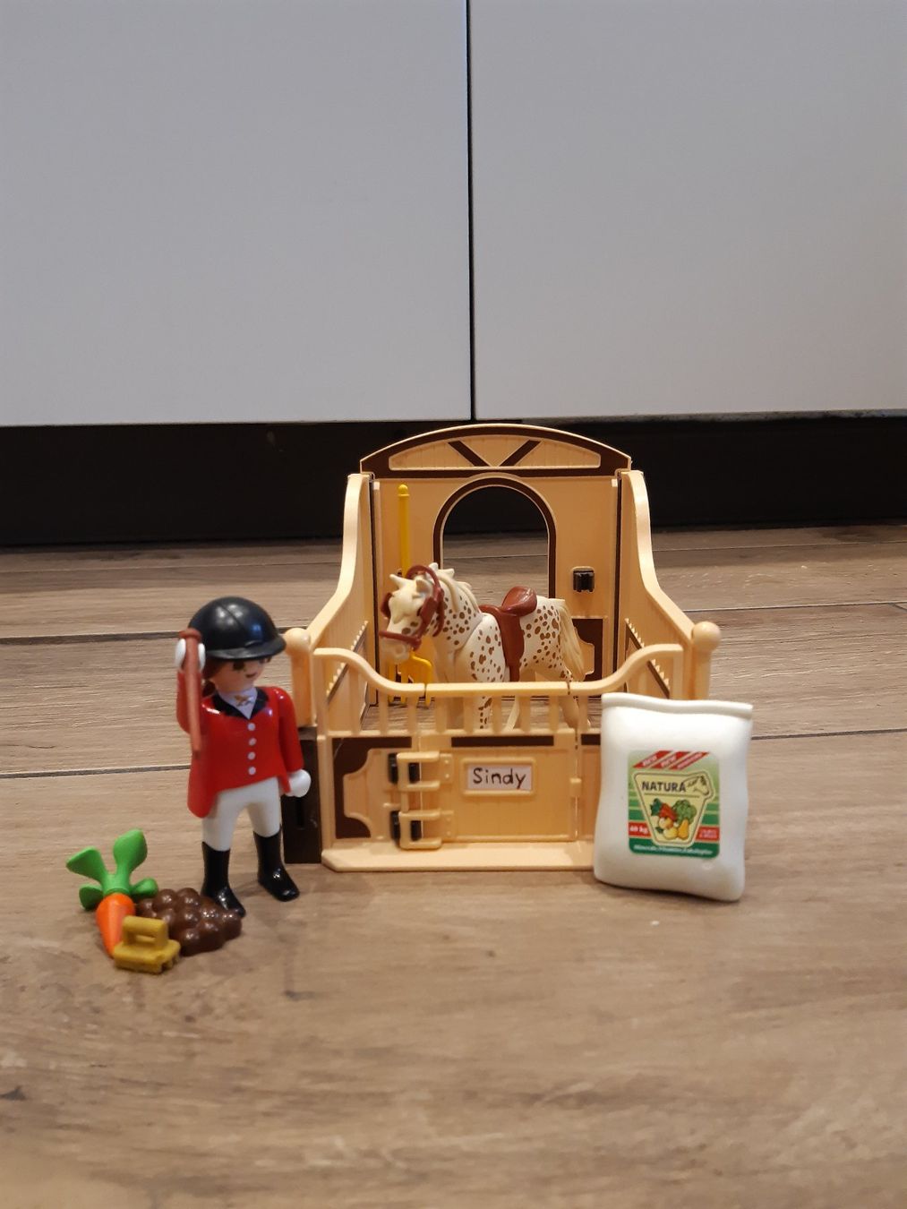 Playmobil Giocattoli: Playmobil Pferdebox – Usato da Waldkirch venduto da Parry01