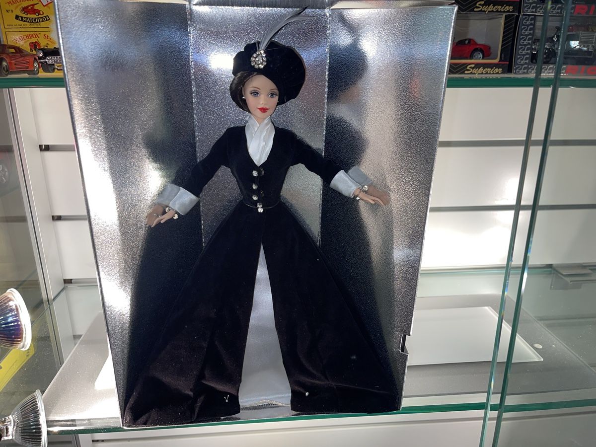 Puppen: Sammlerpuppe Barbie "Romantic Interlude" Collector Edition! – Neu (gemäss Beschreibung) aus Siebnen von speedy63 1