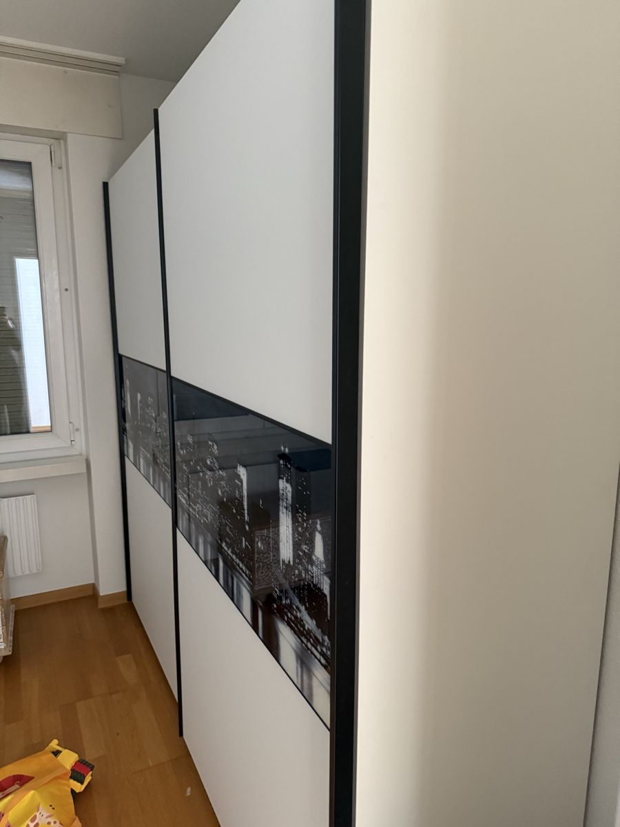 Armoires: Schrank – D'occasion à Märstetten par Leusa01