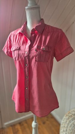 LEVI'S levis   🩷  kurzarm karoo bluse  🩷  grösse M