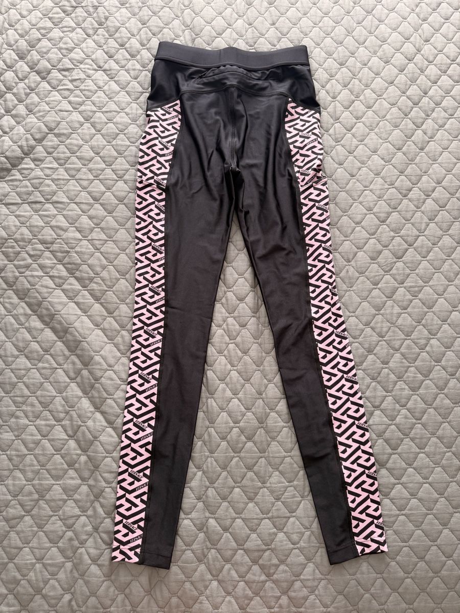 Versace Leggings: Versace Sport Set – D'occasion à Dübendorf par MariaS. 6
