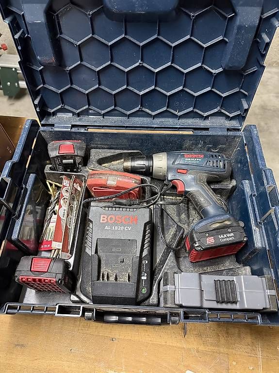 Trapani: Visseuse Bosch 14,4 Volts – Usato da Essertines-sur-Yverdon venduto da Tetard88