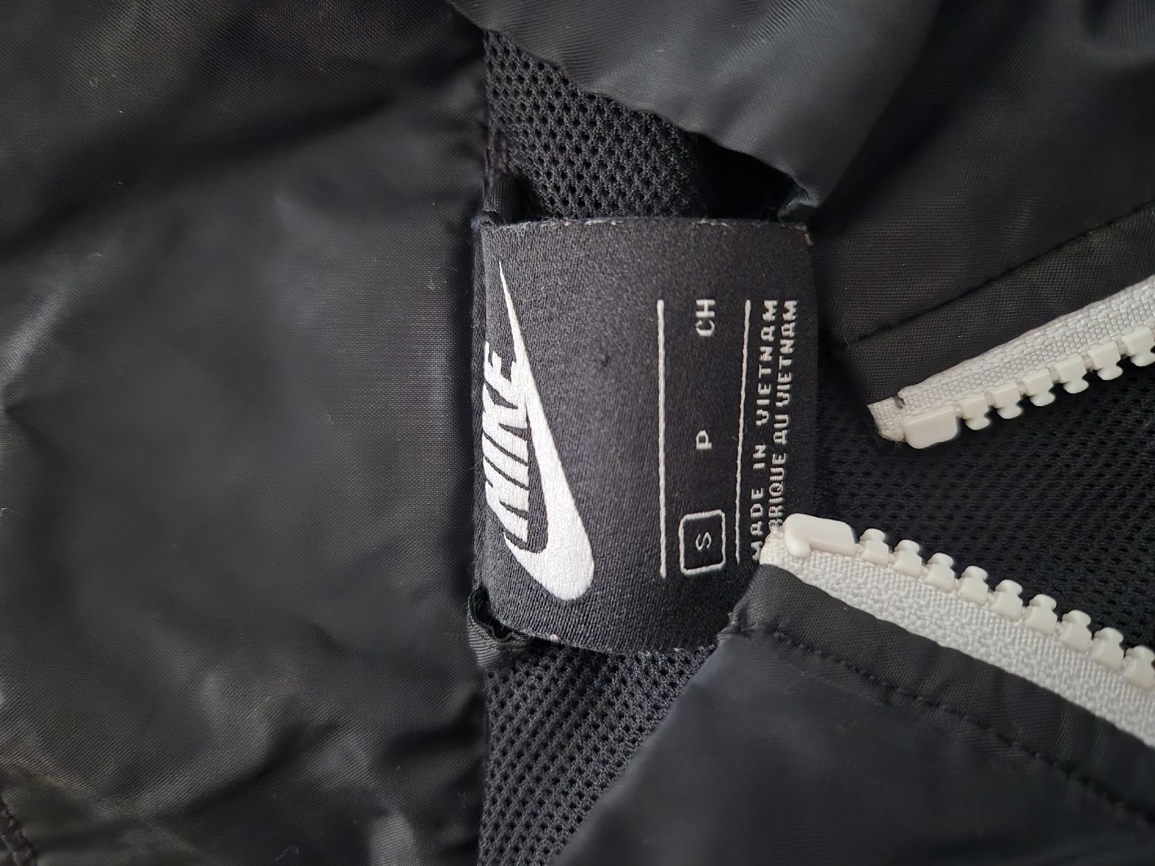 Nike Giacche: Nike Regenjacke, Gr. S – Usato da Bern venduto da Heart_of_Hope 3