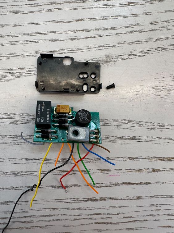 Märklin elektronischer Umschalter (Gebraucht) in Lupsingen für CHF 19