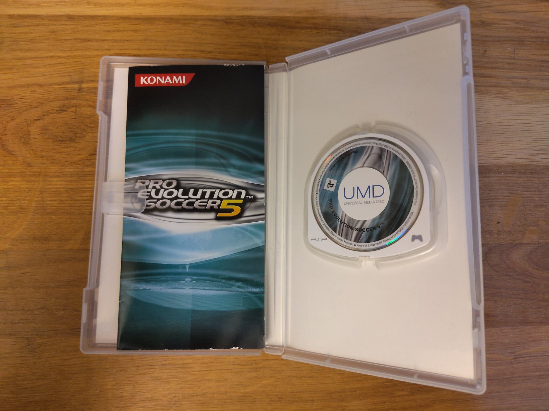 Sony Giochi: Pro Evolution Soccer 5 - Playstation Portable - PSP – Usato da Kloten venduto da SuperRetroPixels 2