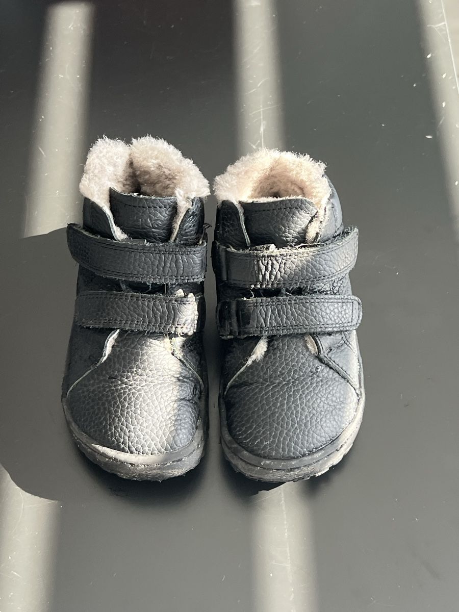 Froddo Scarpe per ragazzi: Froddo barefoot winter booties 24 – Usato da Stäfa venduto da bambinas 1