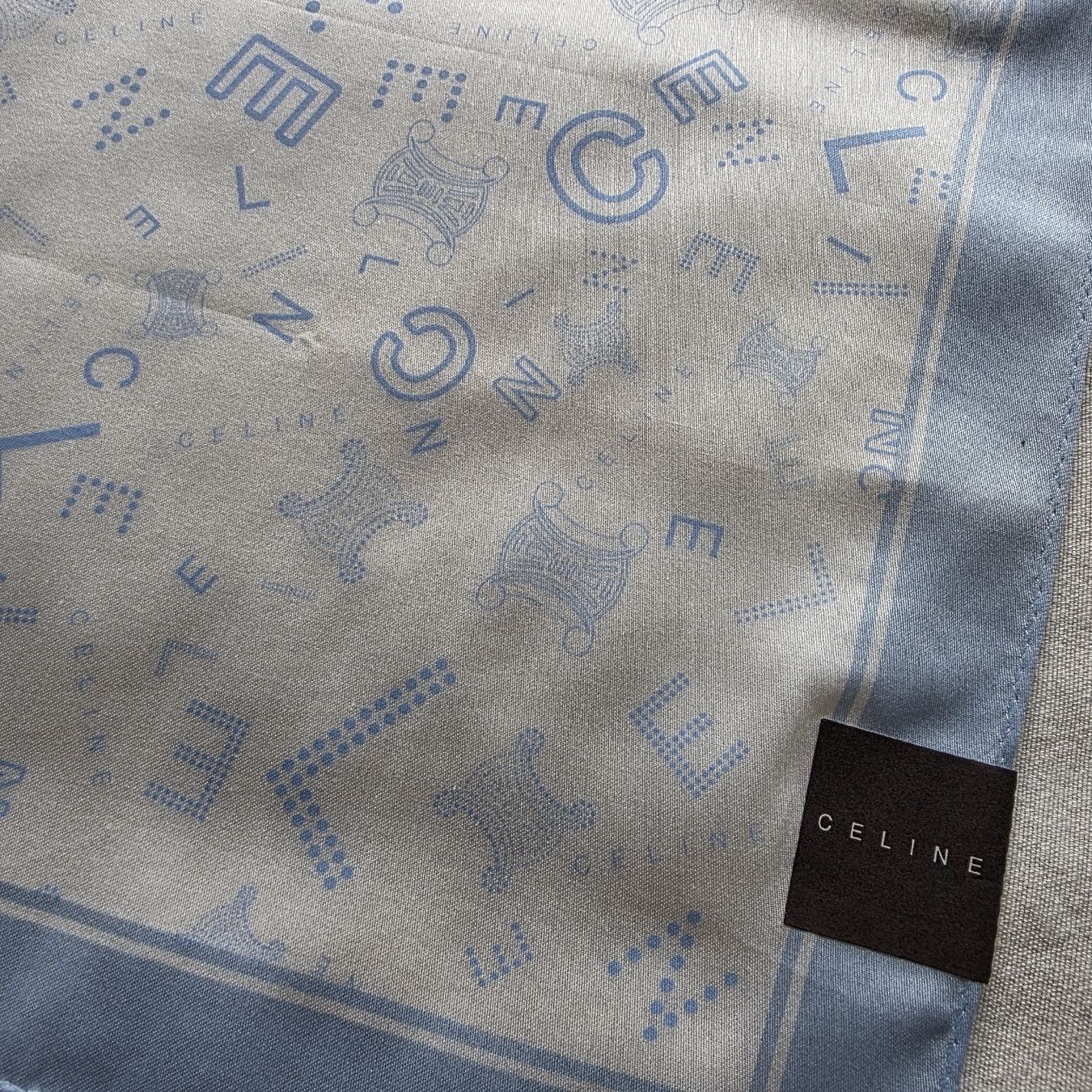 Celine Foulard & Sciarpe: CELINE Baumwolltuch 50x50 cm – Nuovo e nell'imballaggio originale da Zürich venduto da LIMAR 4