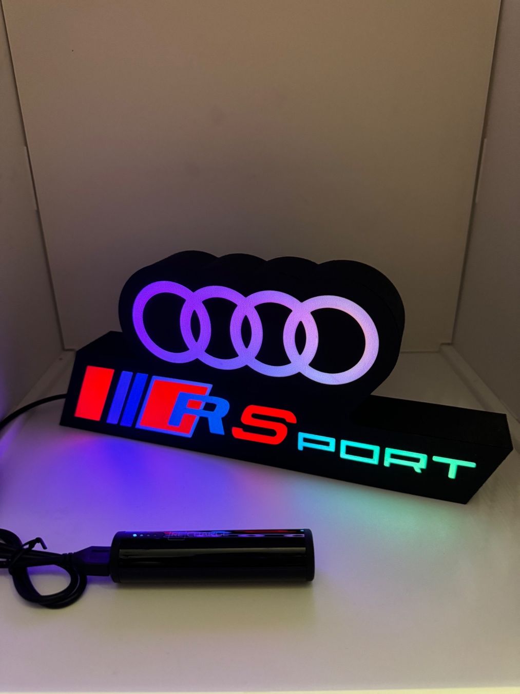 Lampade: Lightbox lumière led Audi – Nuovo (secondo la descrizione) da Vicques venduto da PAMB3D