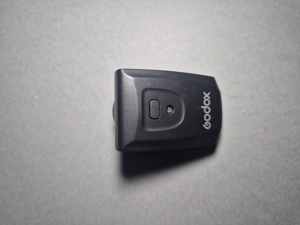 Flashs: Godox TT520III + Trigger + Stand (Neu) – D'occasion à Luzern par Various-Outlet 2