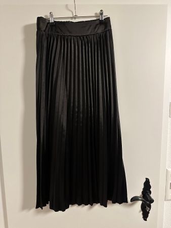 Faltenjupe schwarz Gothic