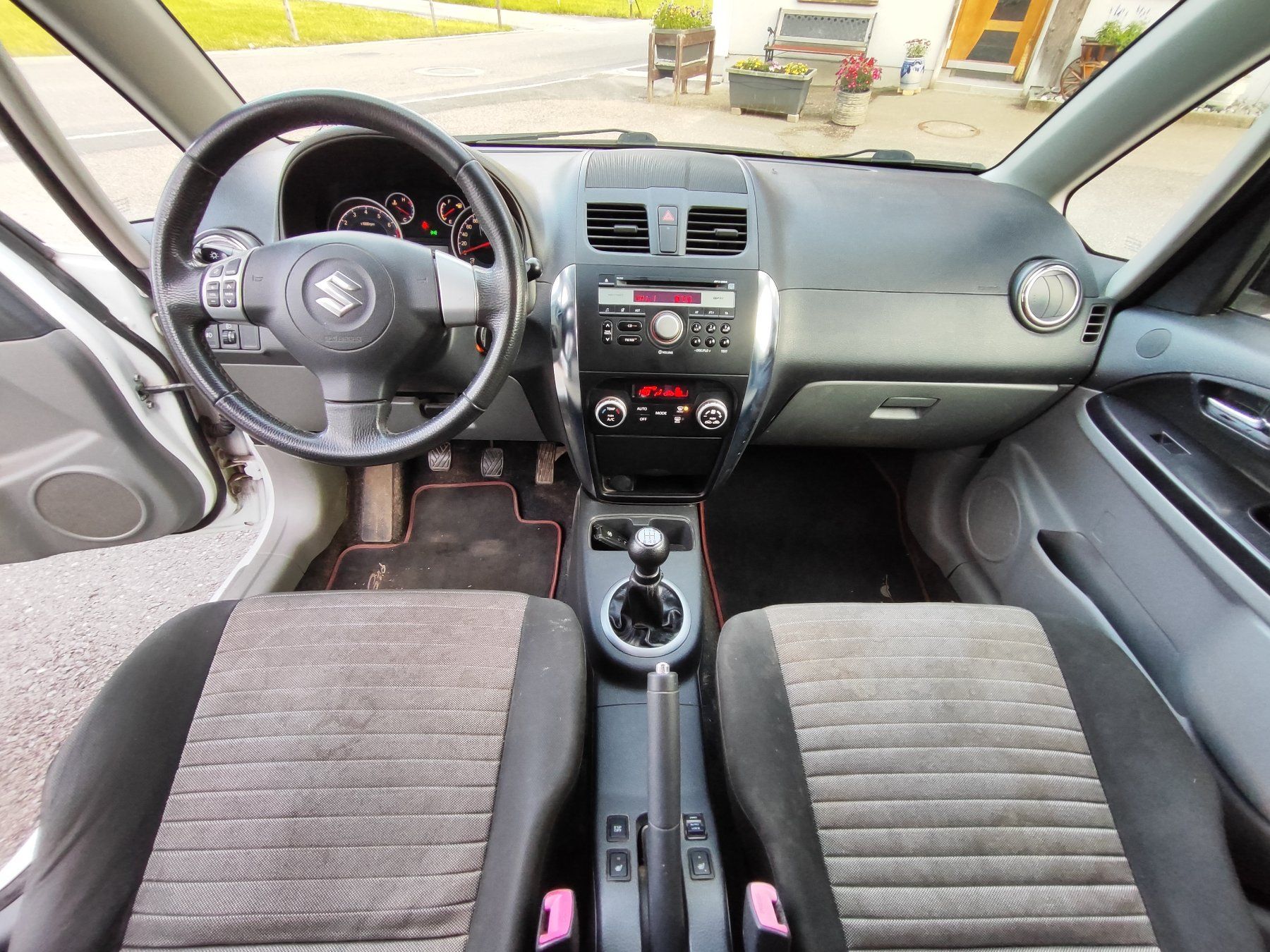 Suzuki Automobili: Suzuki SX-4 1.6 4WD – Usato da Nassen venduto da UT6502 6