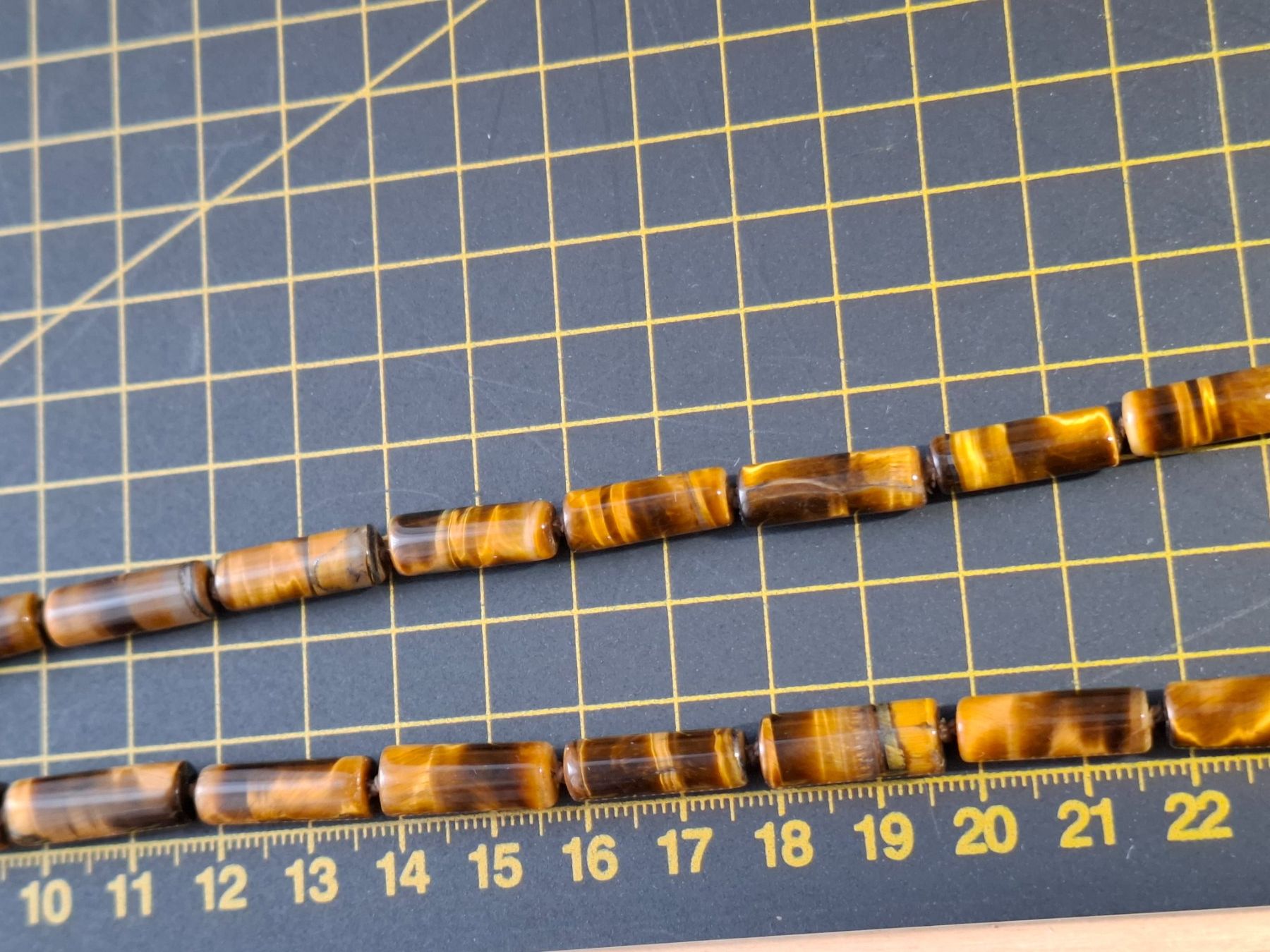 Catenine: Kette Tigerauge – Usato da Zwieselberg venduto da Halifaxmendusli 3