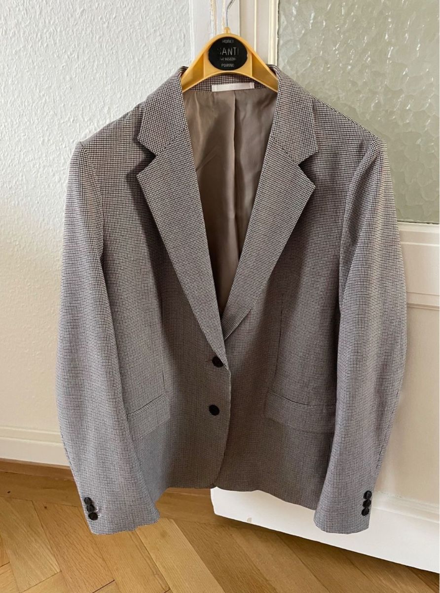 Uniqlo Giacche: Uniqlo Blazer  – Nuovo (secondo la descrizione) da Winterthur venduto da Flomiverse