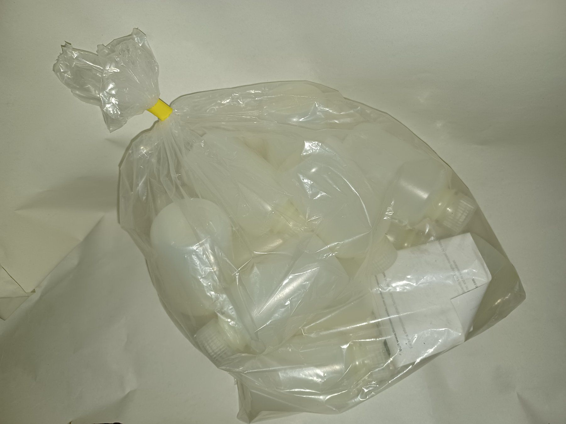 Laborzubehör: 12 HDPE Probeflaschen Thermo Scientific – Neu und originalverpackt aus Schupfart von philippb06 1