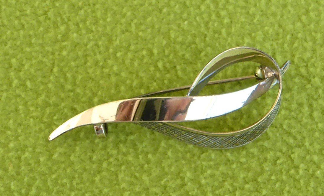 Spille & Fermagli: Silber Brosche 800 Silber rhodiniert um 1970 – Usato da Muri AG venduto da silvermouse007