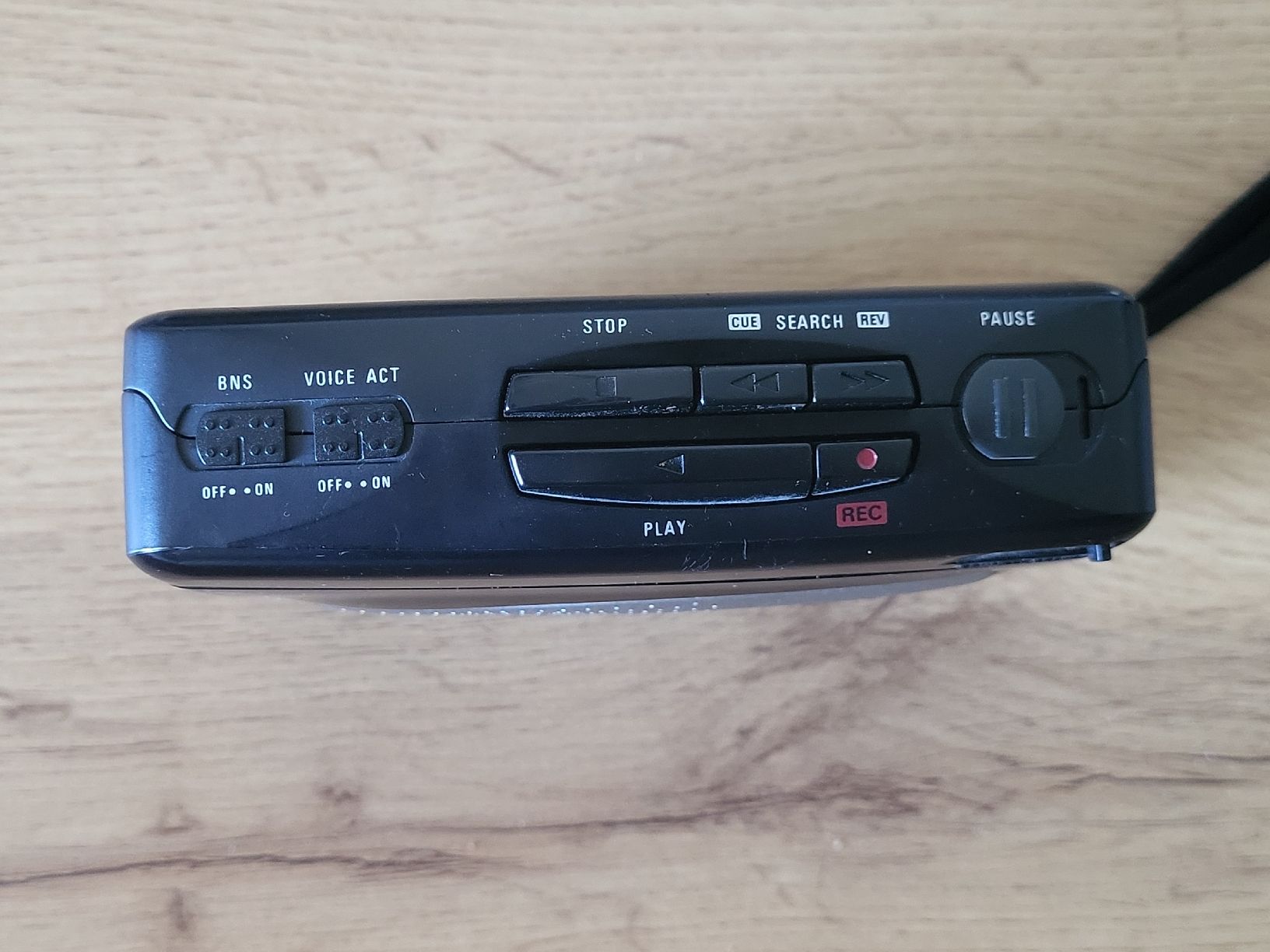Philips Lettore multimediale portatile: Philips Walman AO6140 mit Kopfhörer – Usato da Allschwil venduto da Uhrenbinz 1