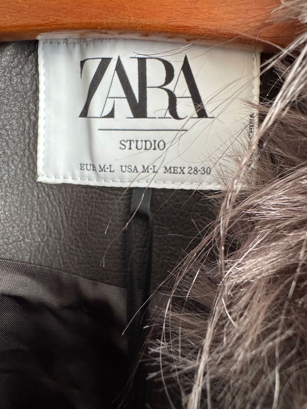 Zara Jacken: Zara Studio Limited Edition Bomberjacke Neu – Neu und originalverpackt aus Obfelden von cesarina10 5