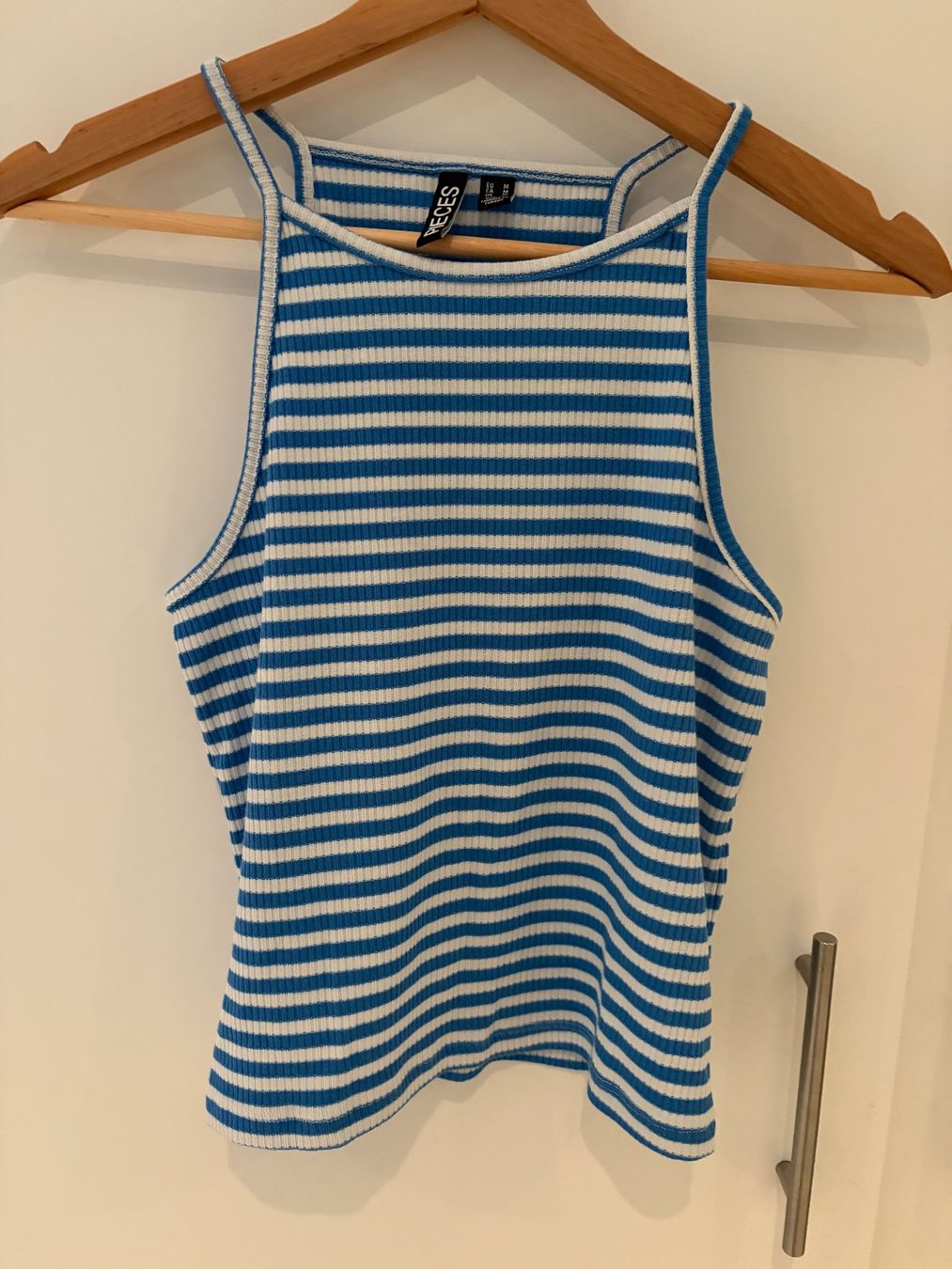 Pieces Tops: Top Pieces gestreift Gr.M – Gebraucht aus Domat/Ems von sar_q5bm