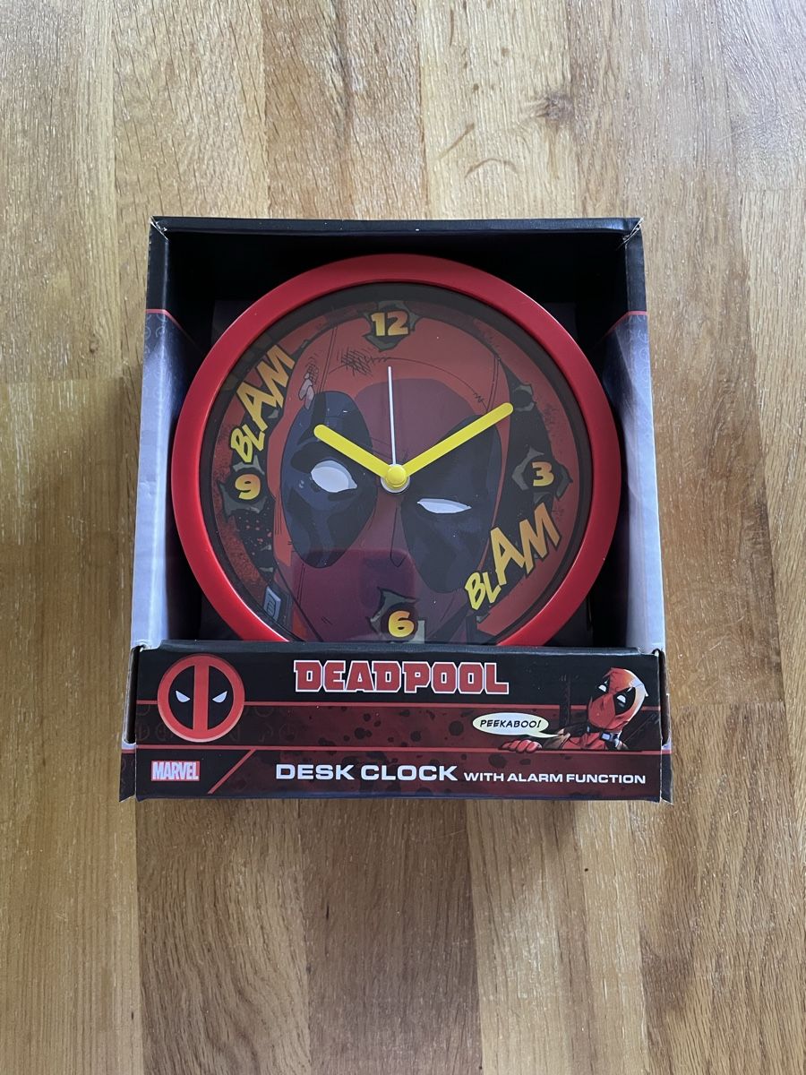 Orologi da terra & Orologi da parete: Horloge Deadpool  – Nuovo e nell'imballaggio originale da Les Brenets venduto da serialdrink