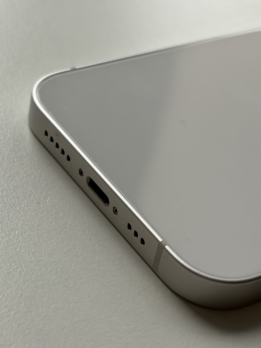 Apple Portables: iPhone 13  – D'occasion à Zürich par _Sophia_Beyeler_ 7