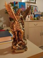 Erzengel Michael Statue
