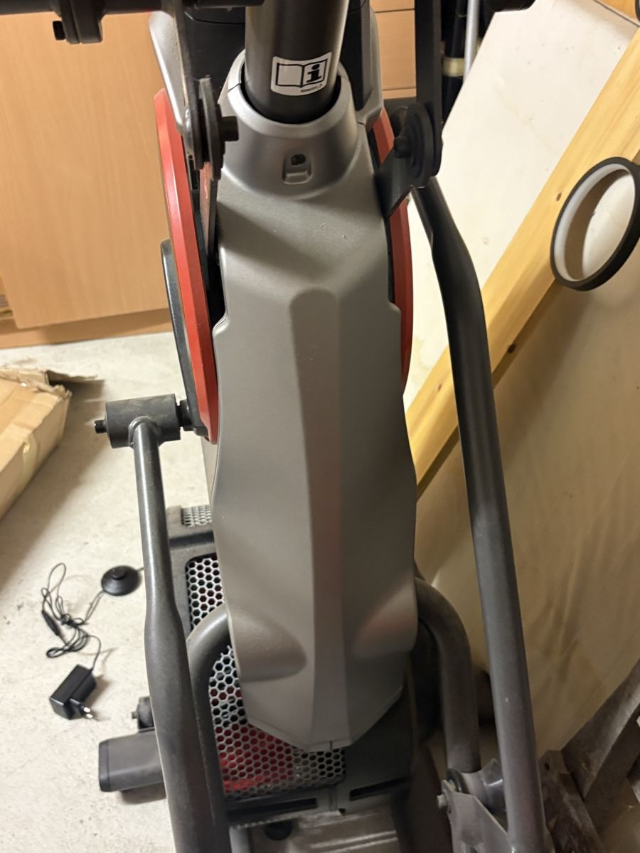 Bowflex Hometrainer: Bowflex Max Trainer  guter Zustand – Usato da Basel venduto da len_k98f 2